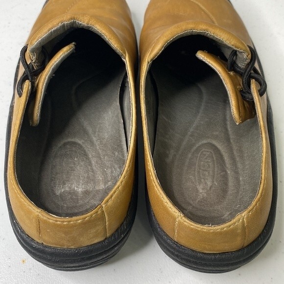 Keen Leather Kaci Slip-On Slide Winter Clogs Shoe Camping Outdoor All-Season - Picture 8 of 15